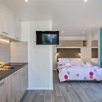 Mobile Homes With Pool In Tar - Porec-istrien 38572 Пореч