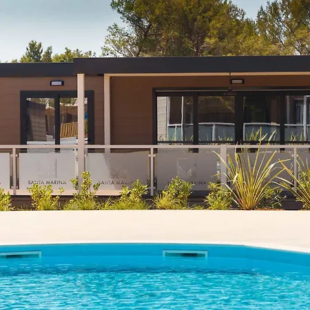Mobile Homes With Pool In Tar - Porec-istrien 38572 Üdülőpark *