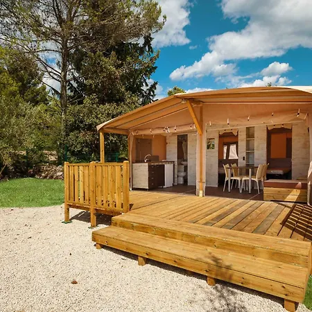 Vakantiepark Mobile Homes With Pool In Tar - Porec-istrien 38572