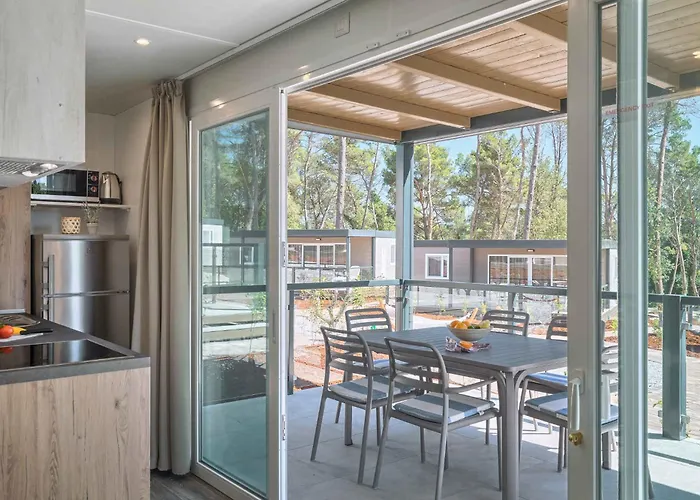 Mobile Homes With Pool In Tar - Porec-istrien 38572 포레치