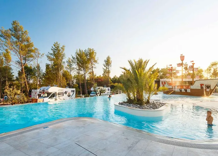 Mobile Homes With Pool In Tar - Porec-istrien 38572 Feriepark *