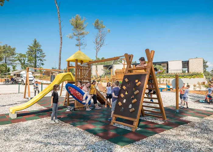Mobile Homes With Pool In Tar - Porec-istrien 38572 Feriepark Poreč