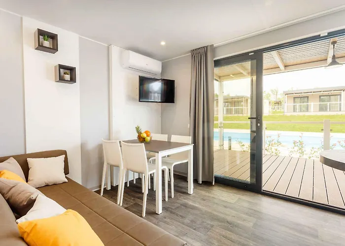 Feriepark Mobile Homes With Pool In Tar - Porec-istrien 38572 Poreč