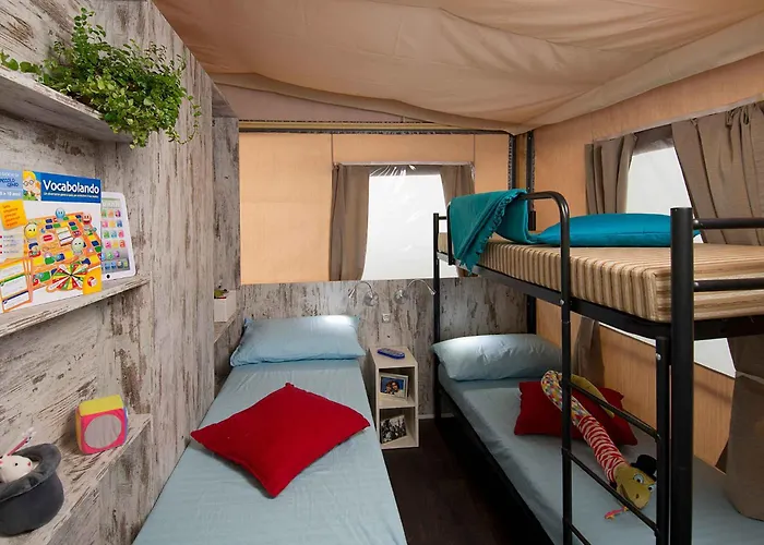 Feriepark Mobile Homes With Pool In Tar - Porec-istrien 38572 Poreč