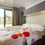 Mobile Homes With Pool In Tar - Porec-istrien 38572 Porec