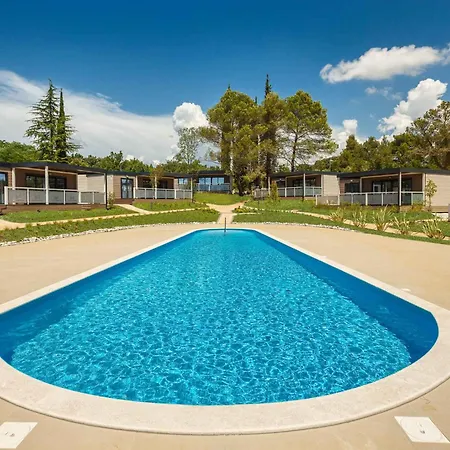 Holiday park Mobile Homes With Pool In Tar - Porec-istrien 38572 Porec