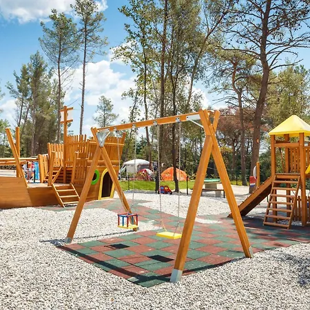 Holiday park Mobile Homes With Pool In Tar - Porec-istrien 38572