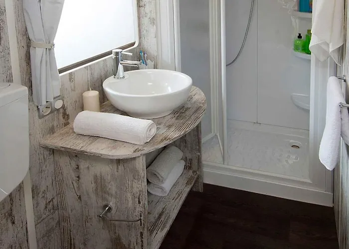 Village de vacances Mobile Homes With Pool In Tar - Porec-istrien 38572 Poreč