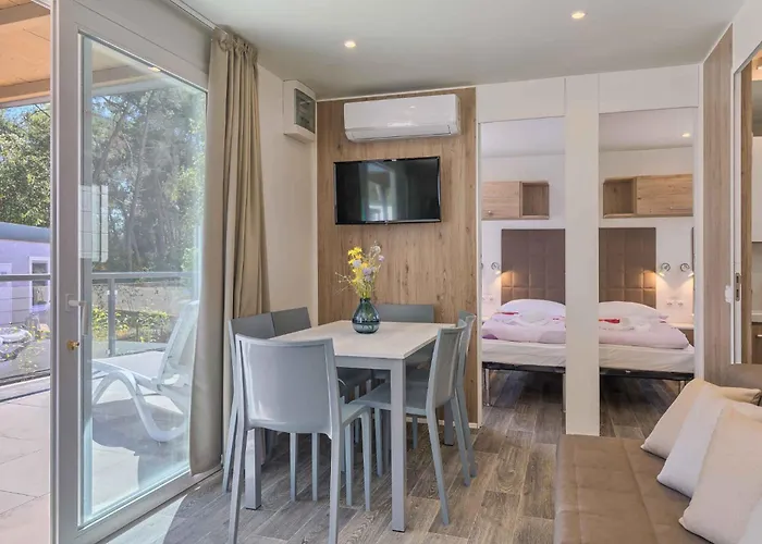 Mobile Homes With Pool In Tar - Porec-istrien 38572 Poreč